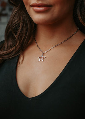 Silver Chain Necklace w/ Star Pendant